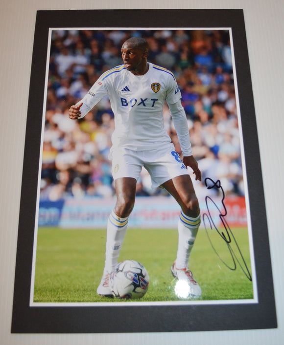 Glen Kamara hand signed autographed photo Leeds United C