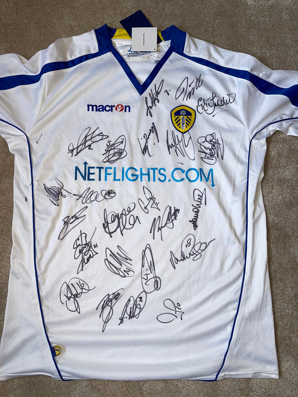 Squad Signed 2008 - 2009 Leeds United Home Shirt