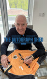 Photo proof of Steve Bull signing his iconic 1996 shirt for Wolverhampton Wanderers. A Wolves legend.