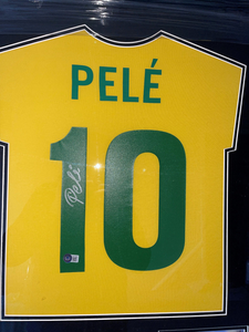 Framed PELE Hand Signed Brazil Shirt with Beckett Authentication PHOTO PROOF Jersey Soccer