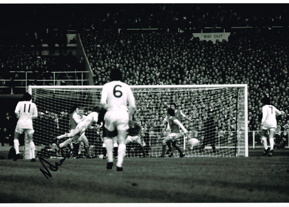 Allan Clarke hand signed autographed photo Leeds United